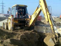 Inchirieri buldoexcavatoare