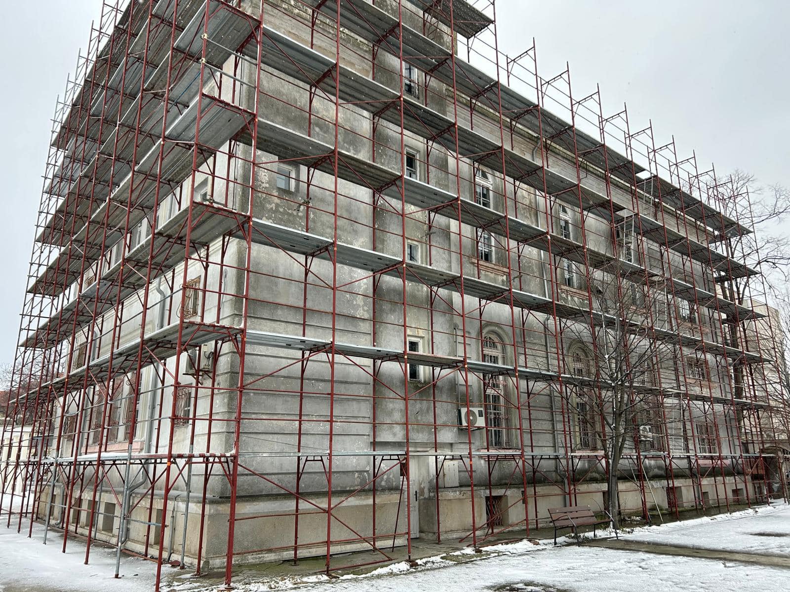 Închiriere schele construcţii Constanța