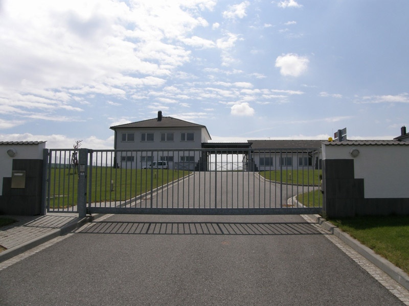 automatizare porti rezidenţiale